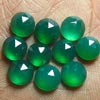 8x8 mm So Gorgeous Emerald Green ONYX - Rose Cut Round Cabochon super Sparkle - 10 pcs